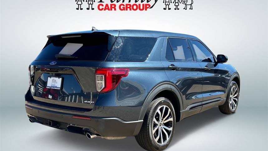 2022 ford explorer st-line