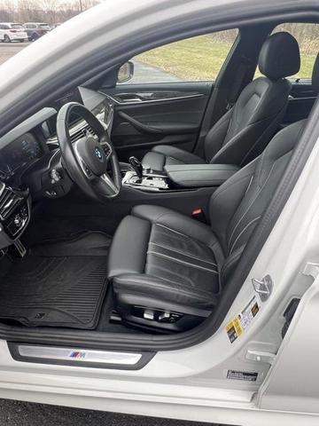 2023 bmw 530e base