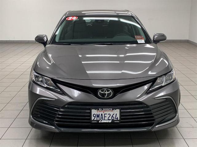 2024 toyota camry le