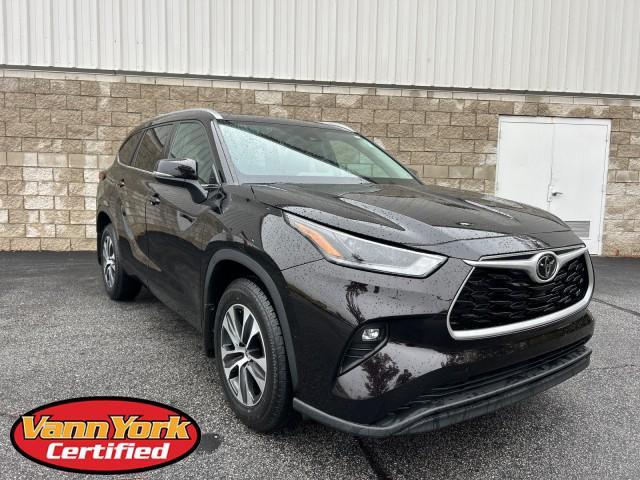 2021 toyota highlander xle