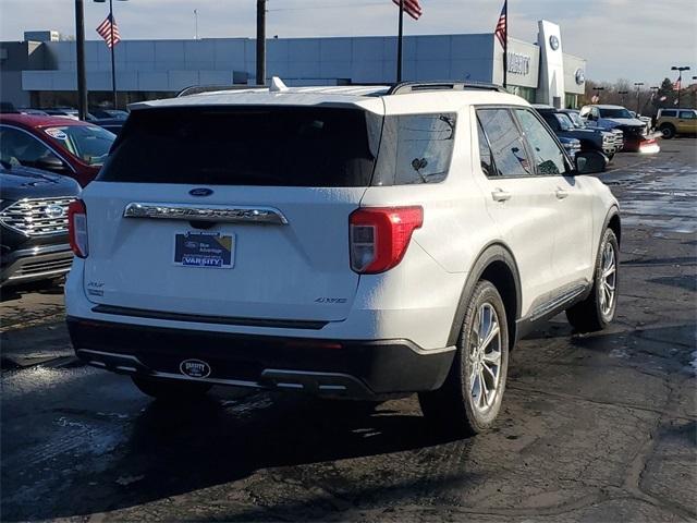 2022 ford explorer xlt