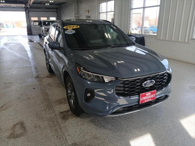 2024 ford escape st-line select