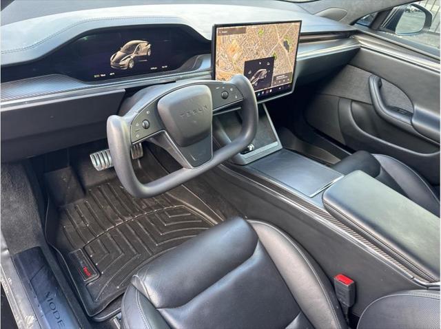 2022 tesla model s plaid
