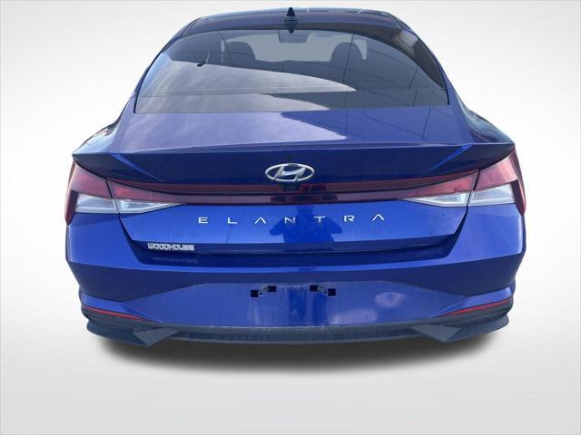 2022 hyundai elantra sel
