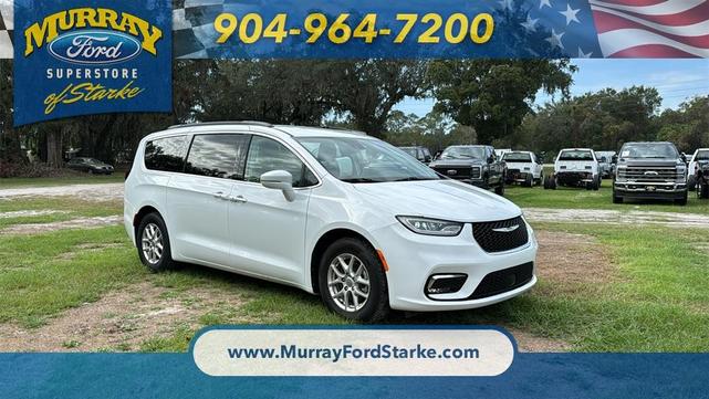 2022 chrysler pacifica touring-l