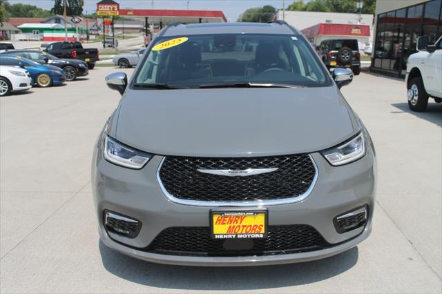 2023 chrysler pacifica limited