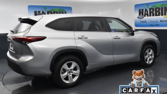 2023 toyota highlander le fwd