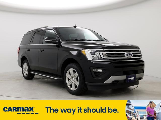2018 ford expedition xlt