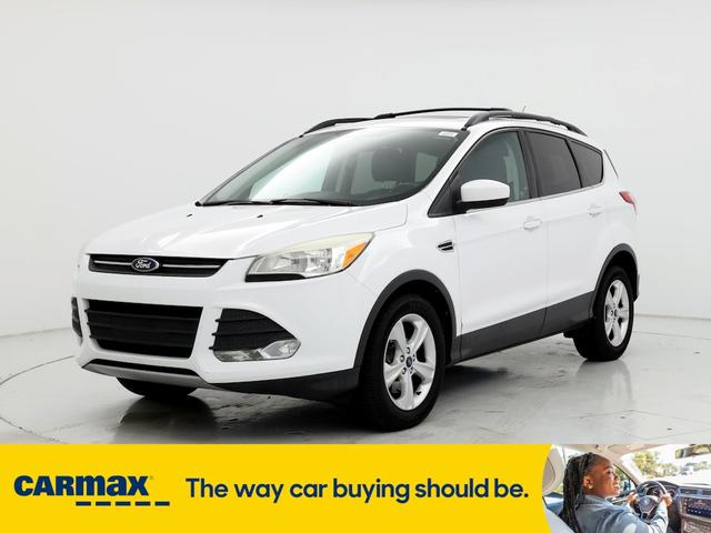 2014 ford escape se