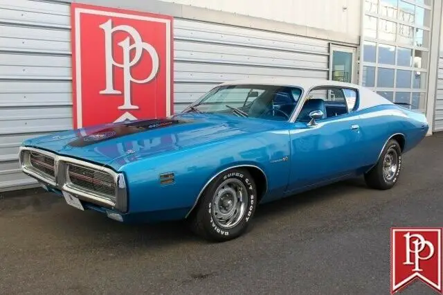 1971 dodge charger 0 blue with white top