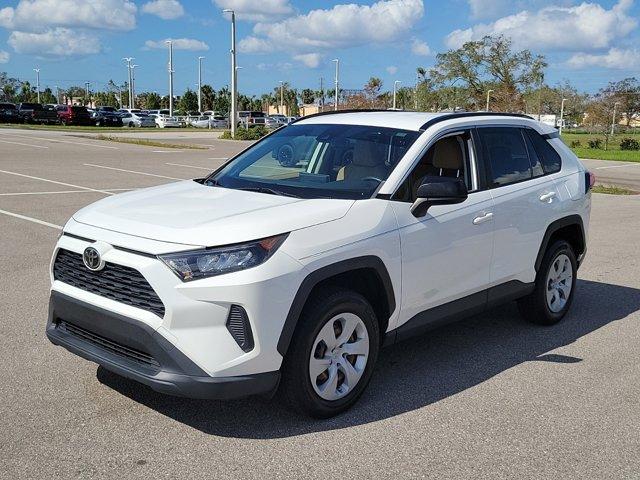 2019 toyota rav4 le