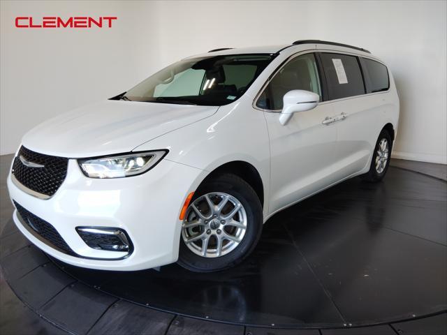 2022 chrysler pacifica touring l