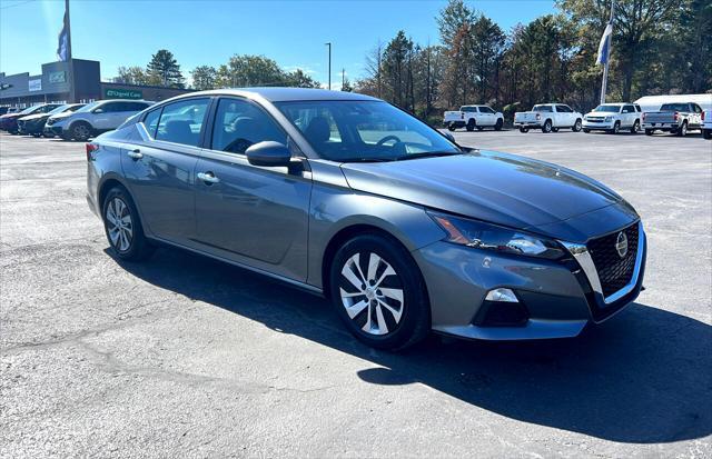 2022 nissan altima 2.5 s sedan
