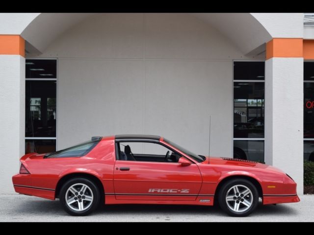 1986 chevrolet camaro iroc z28 automatic 2-door coupe