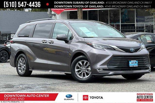 2022 toyota sienna xle