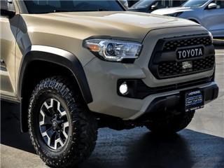 2019 Toyota Tacoma trd sport