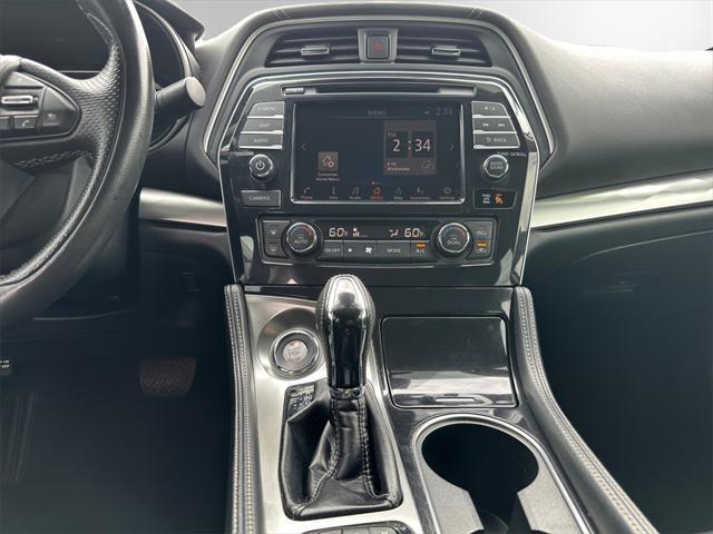 2021 nissan maxima 3.5 sv