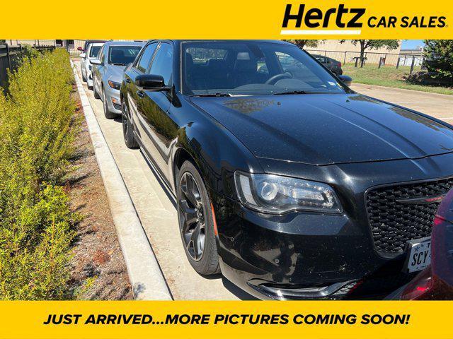 2022 chrysler 300 s