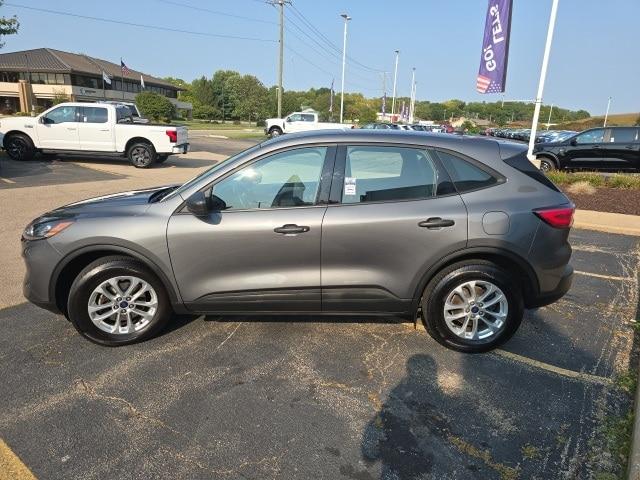 2022 ford escape s