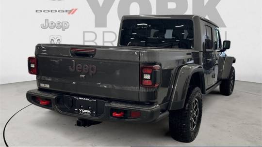 2024 Jeep Gladiator
