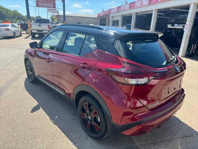 2021 nissan kicks sr