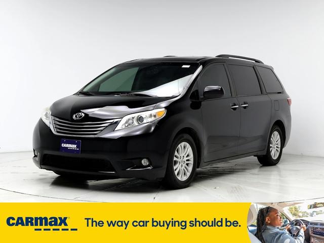 2017 toyota sienna xle