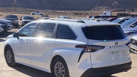 2023 Toyota Sienna