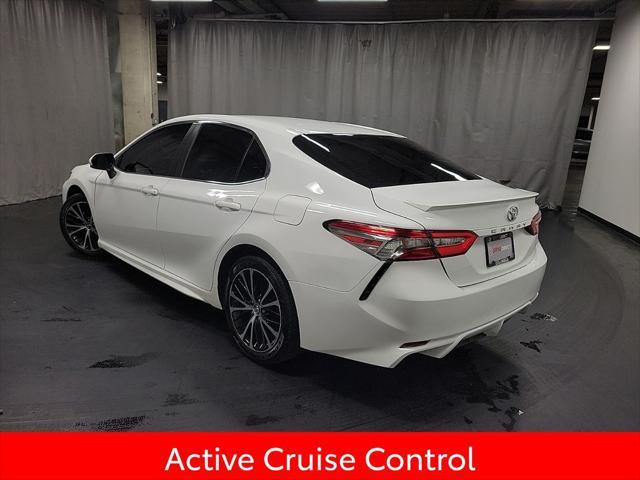 2018 toyota camry se