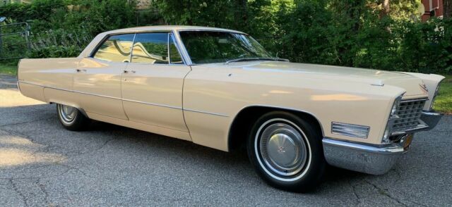 1967 cadillac sedan deville hardtop
