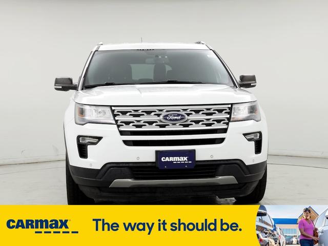 2019 ford explorer xlt