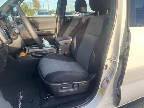 2023 toyota tacoma in chicago, illinois