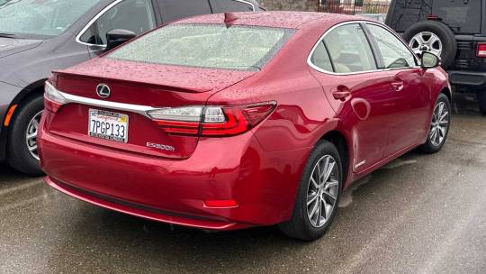 2016 Lexus ES