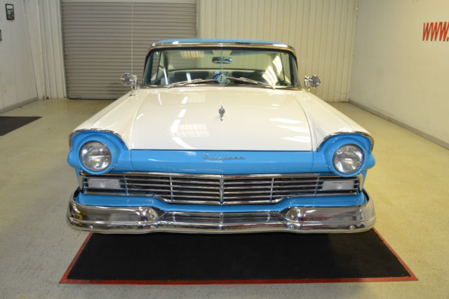 1957 ford fairlane hardtop