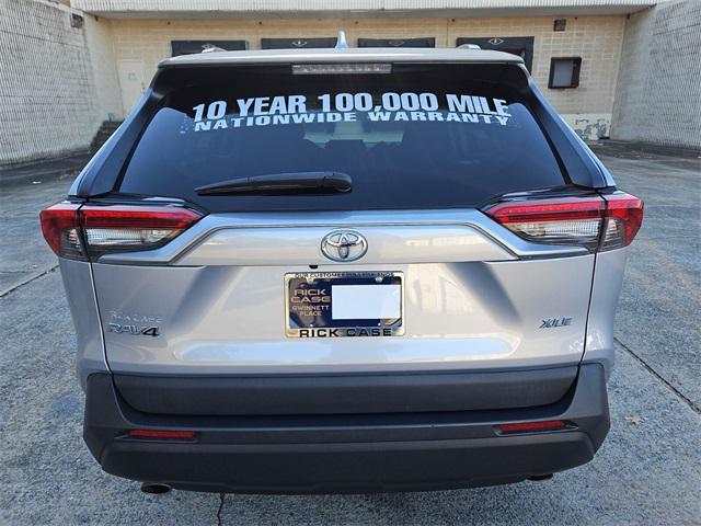 2022 toyota rav4 xle