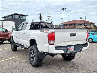 2016 Toyota Tacoma trd sport