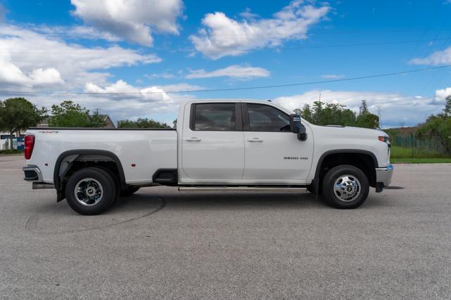 2022 chevrolet silverado 3500 lt