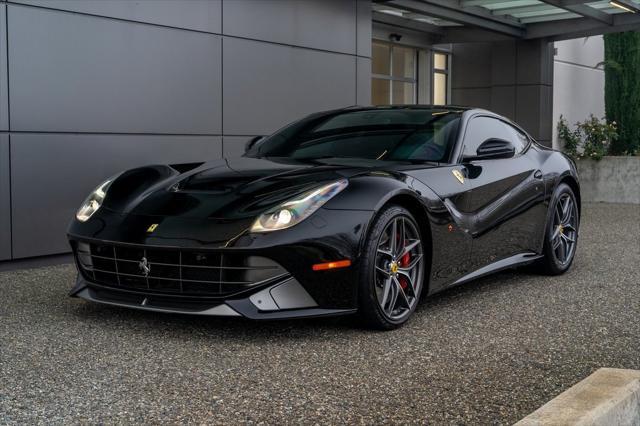 2014 ferrari f12berlinetta base