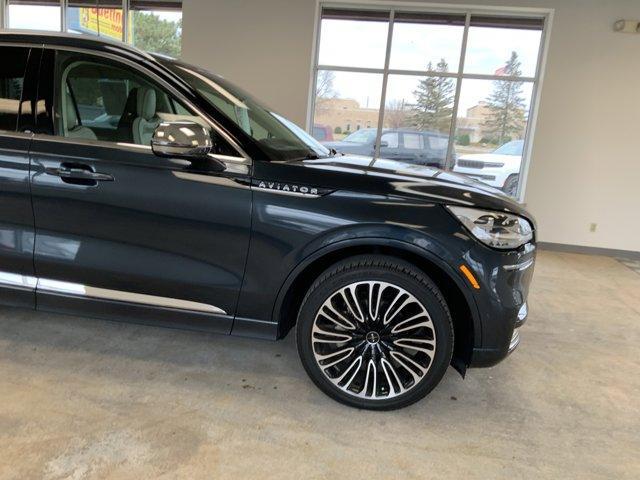 2021 lincoln aviator black label awd
