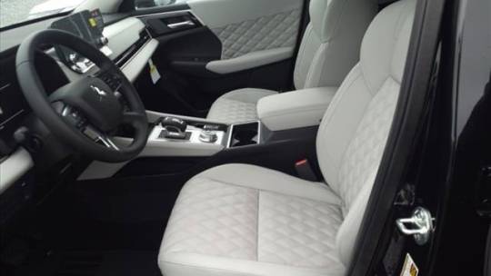 2024 Mitsubishi Outlander