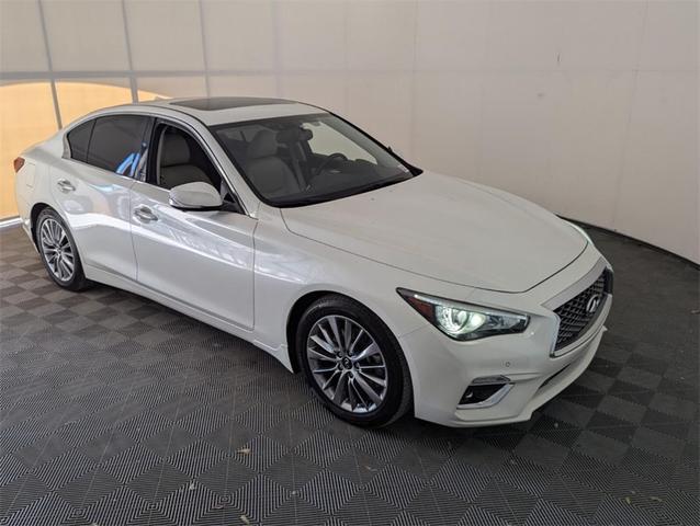 2022 infiniti q50 luxe