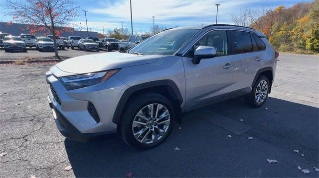 2023 toyota rav4 xle premium