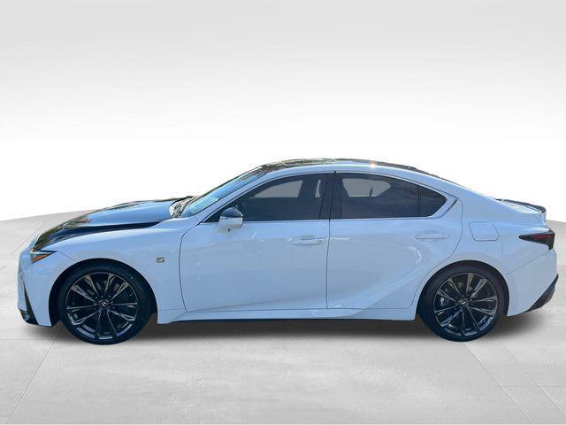 2022 lexus is 350 base