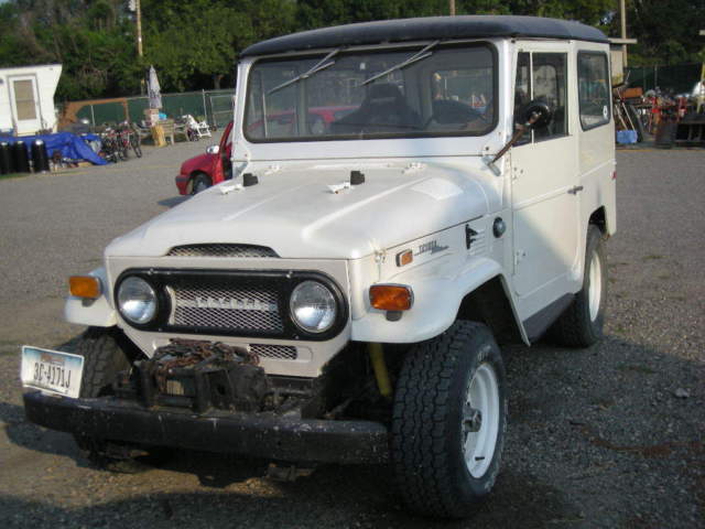 1973 toyota fj 40 landcruiser