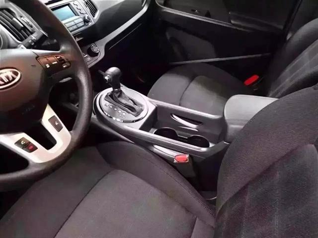 2012 kia sportage lx