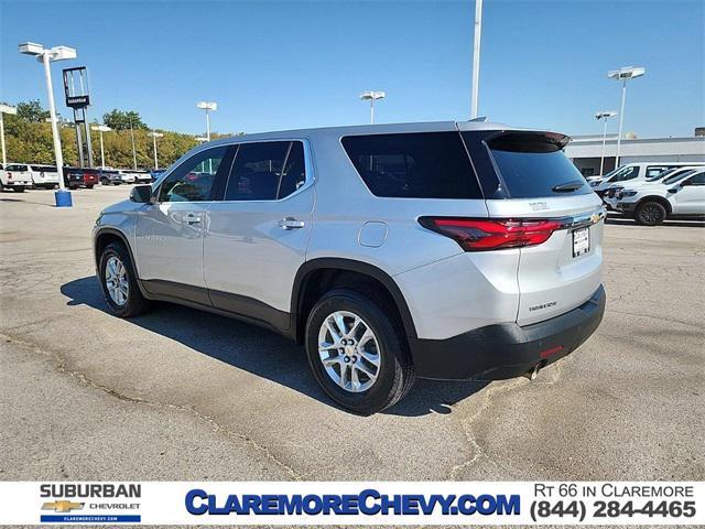 2022 chevrolet traverse ls