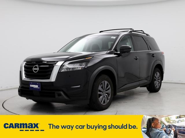 2023 nissan pathfinder sv