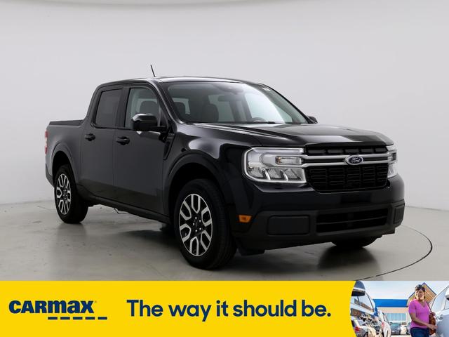2023 ford maverick lariat