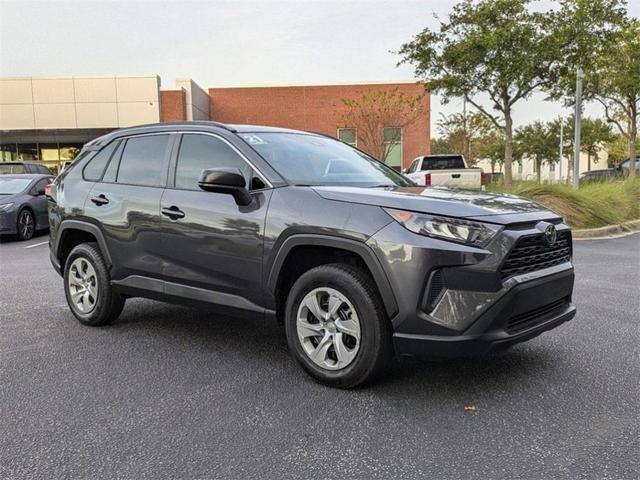 2021 toyota rav4 le