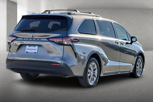 2021 toyota sienna xle 8 passenger