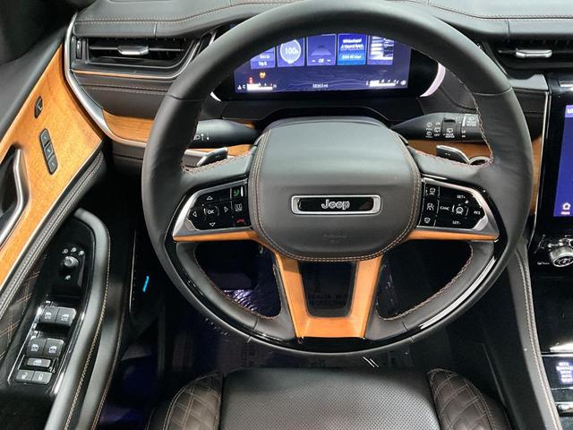 2021 jeep grand cherokee l summit